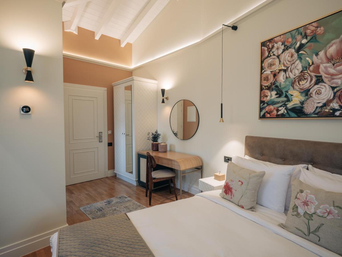 Hotel Castrello Old Town Hospitality Giannina Esterno foto