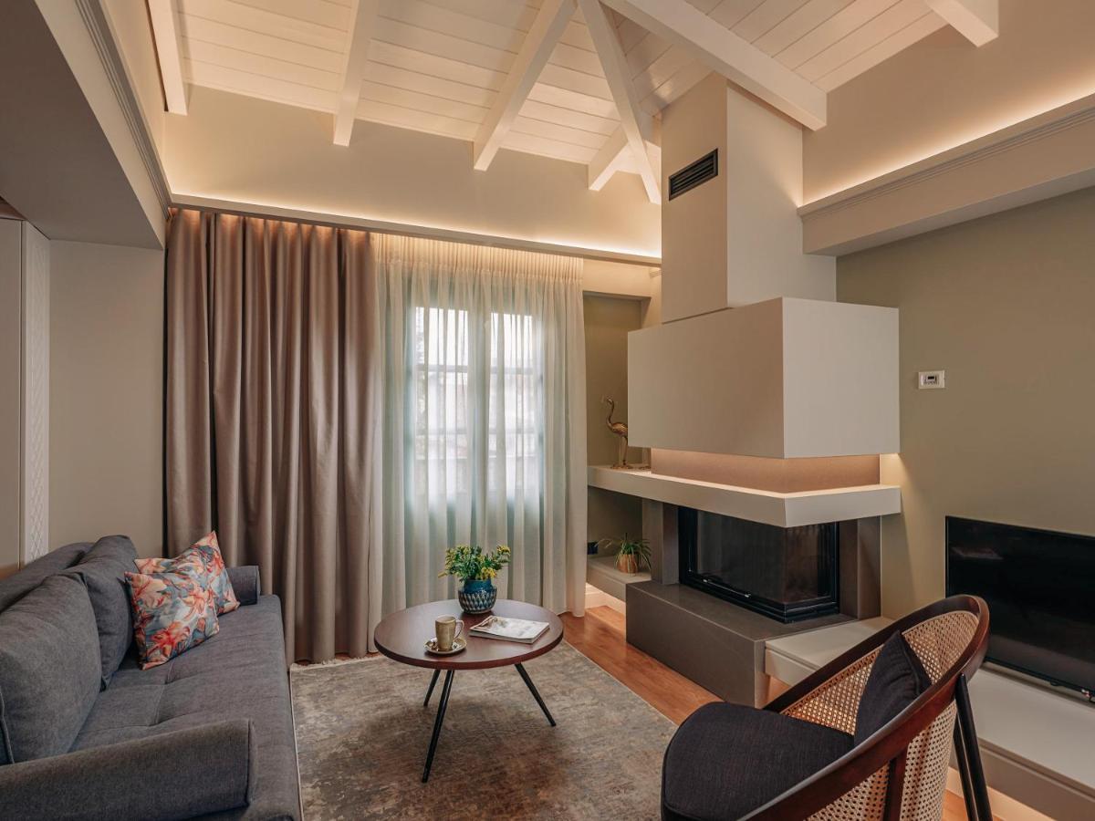 Hotel Castrello Old Town Hospitality Giannina Esterno foto